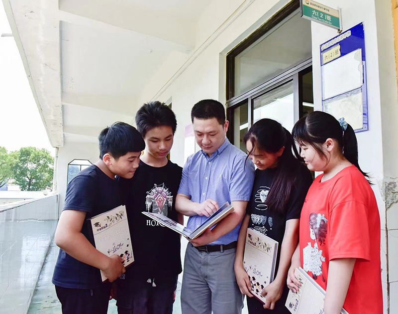 �ڮ��I(y��)��Ӱ���(d��ng)���c���ӂ��H�л���(d��ng)