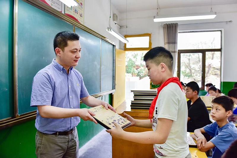 ־Ը�ߞ�ޘ�?q��)WУ���I(y��)��������(c��) �D2